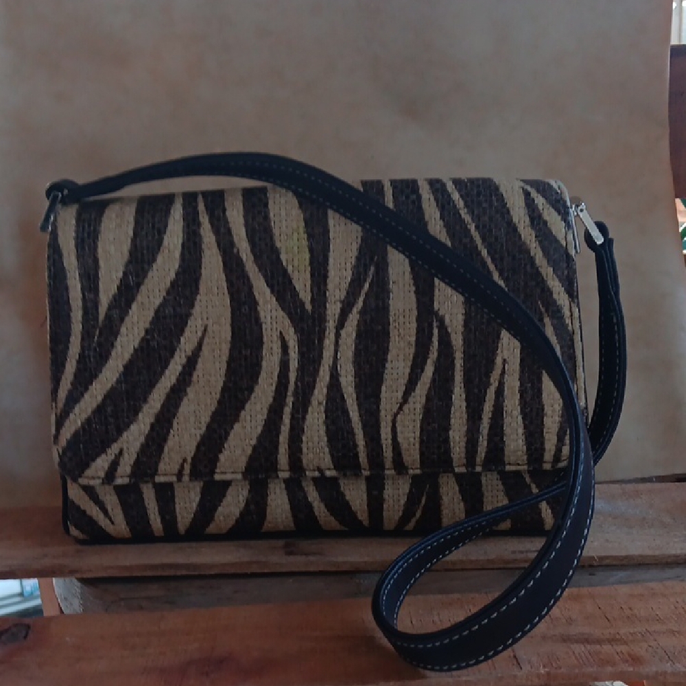 Stylish Zebra Print Crossbody Bag